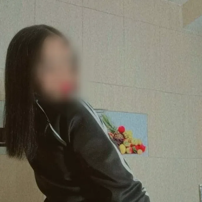 Lara, 22 años